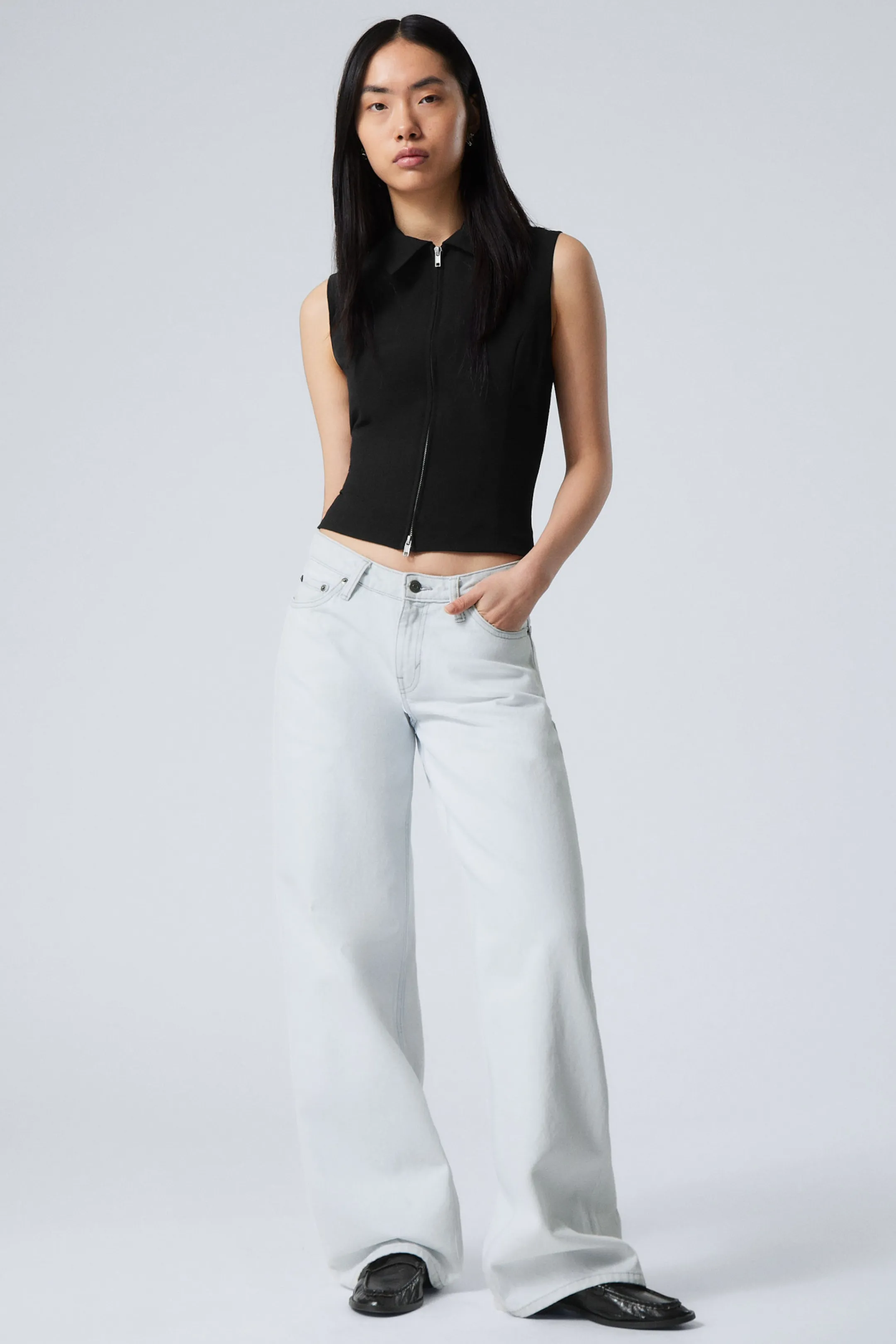 Weekday AMPLE LOW RISE LOOSE WIDE LEG JEANS>Women Jeans