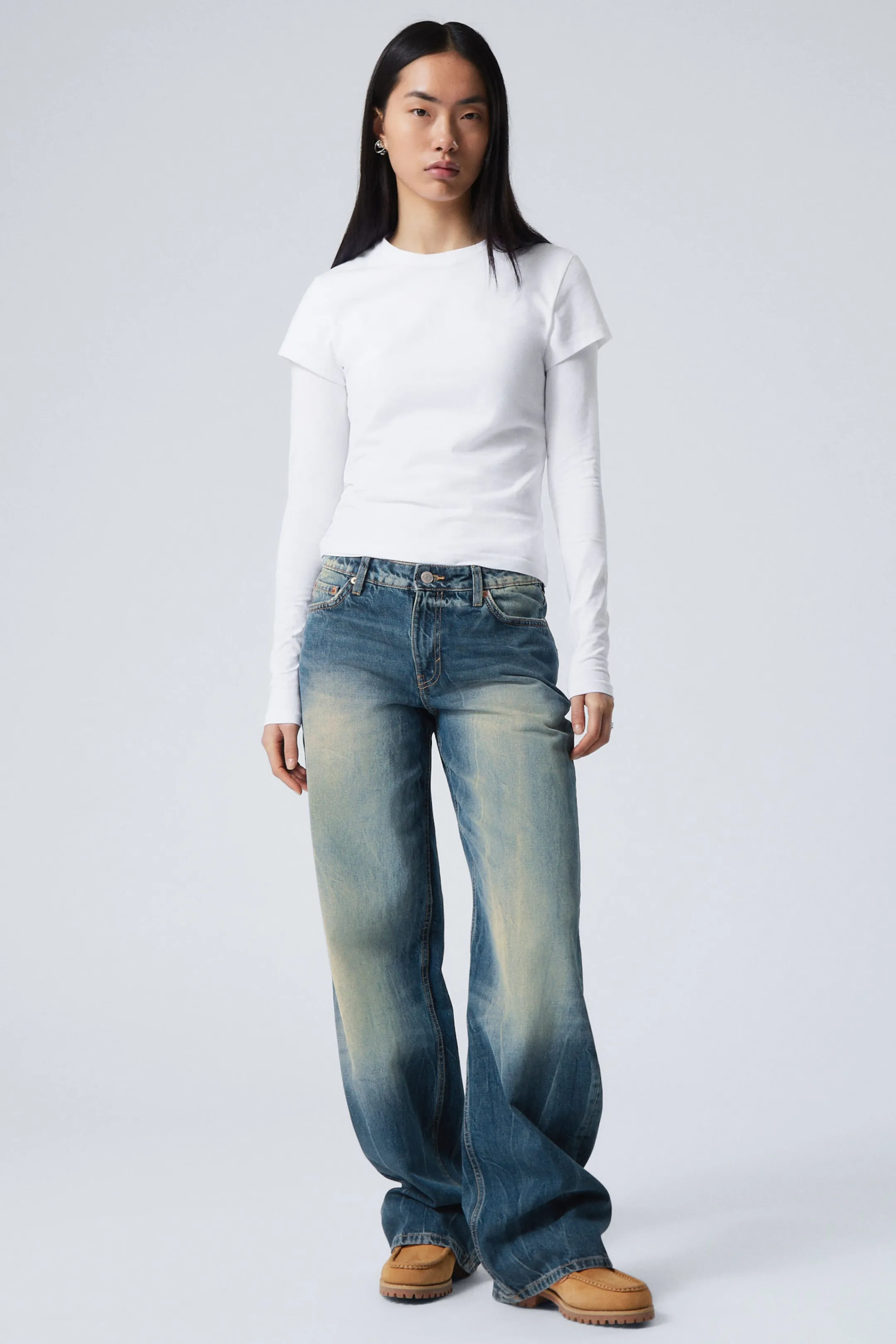 Weekday AMPLE LOW RISE LOOSE WIDE LEG JEANS>Women Jeans