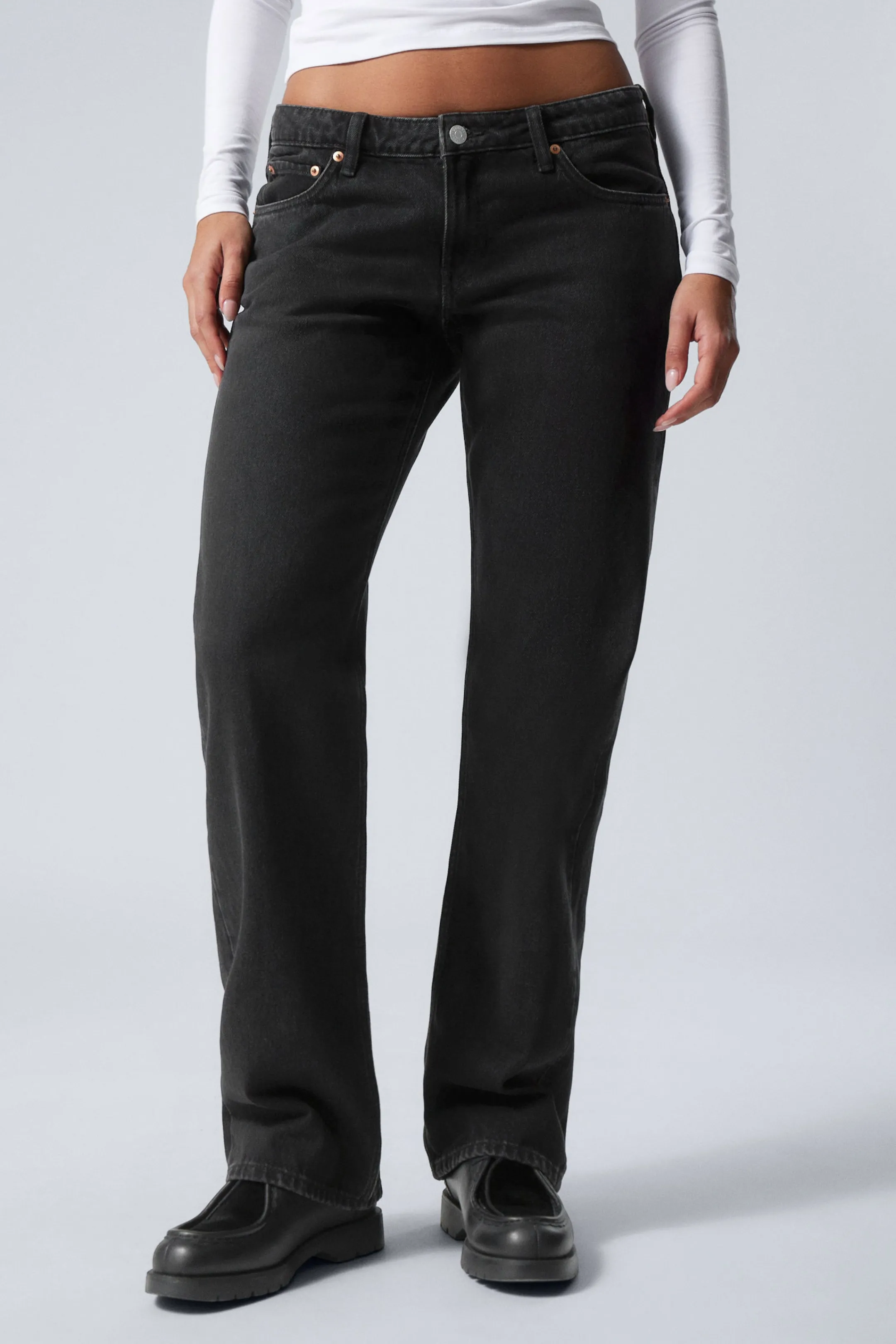 Weekday ARROW LOW RISE REGULAR STRAIGHT LEG JEANS>Women Jeans