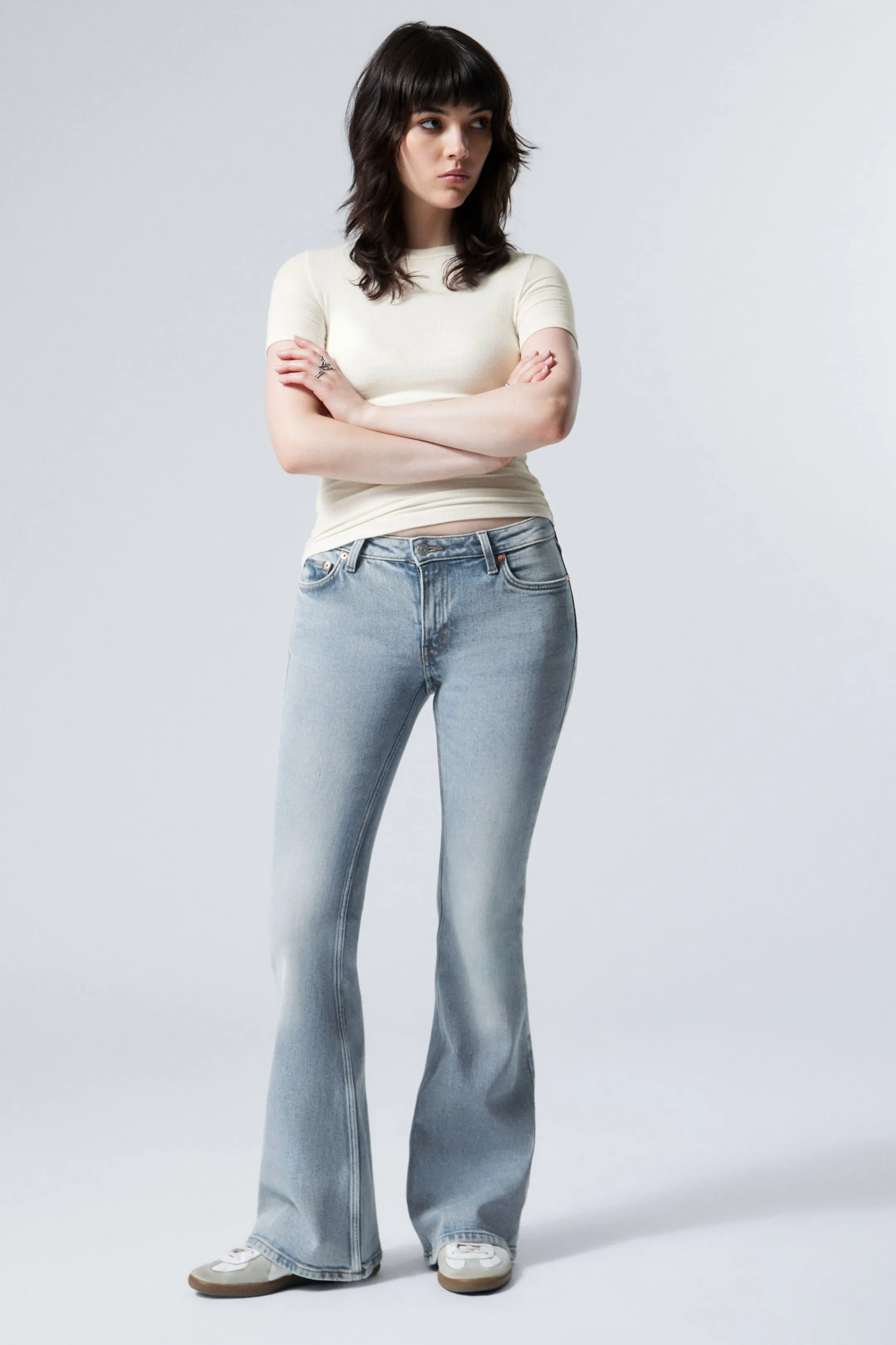 Weekday FLAME LOW RISE SLIM FLARED LEG JEANS>Women Jeans