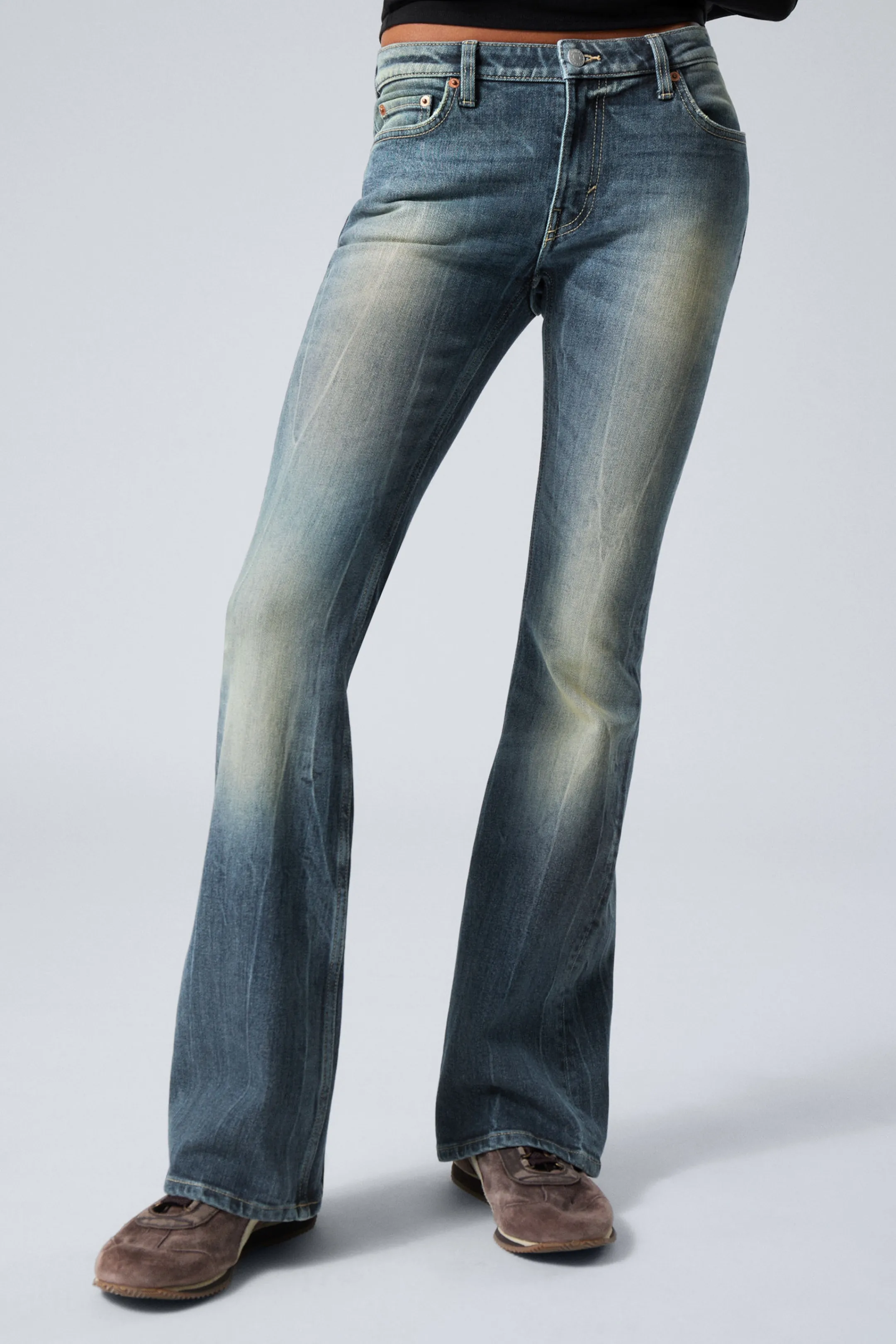 Weekday FLAME LOW RISE SLIM FLARED LEG JEANS>Women Jeans