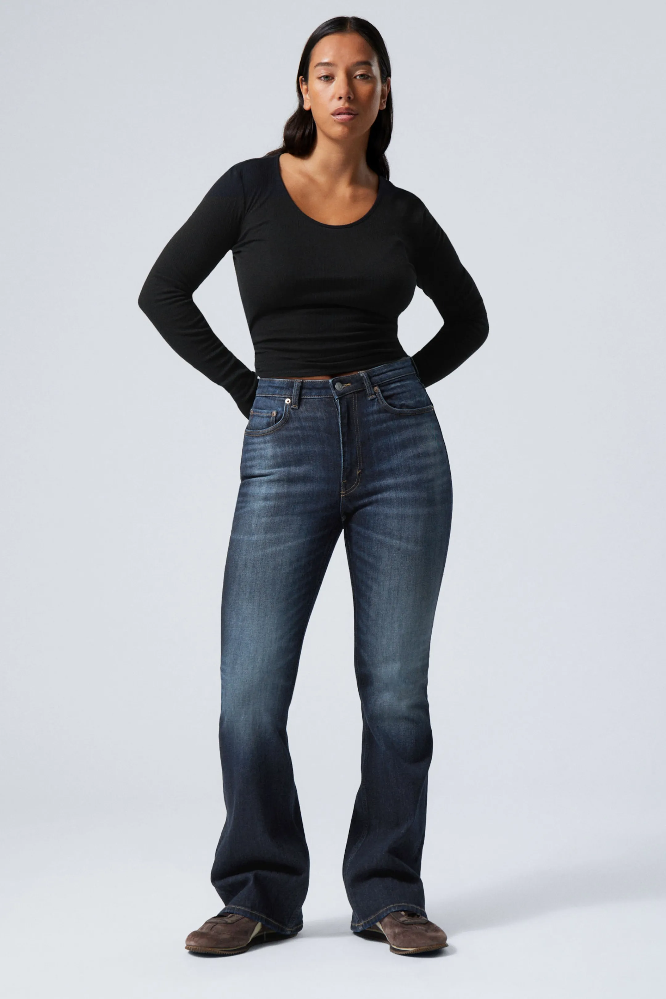 Weekday GLOW CURVE HIGH WAISTED REGULAR FLARED LEG JEANS>Women Jeans