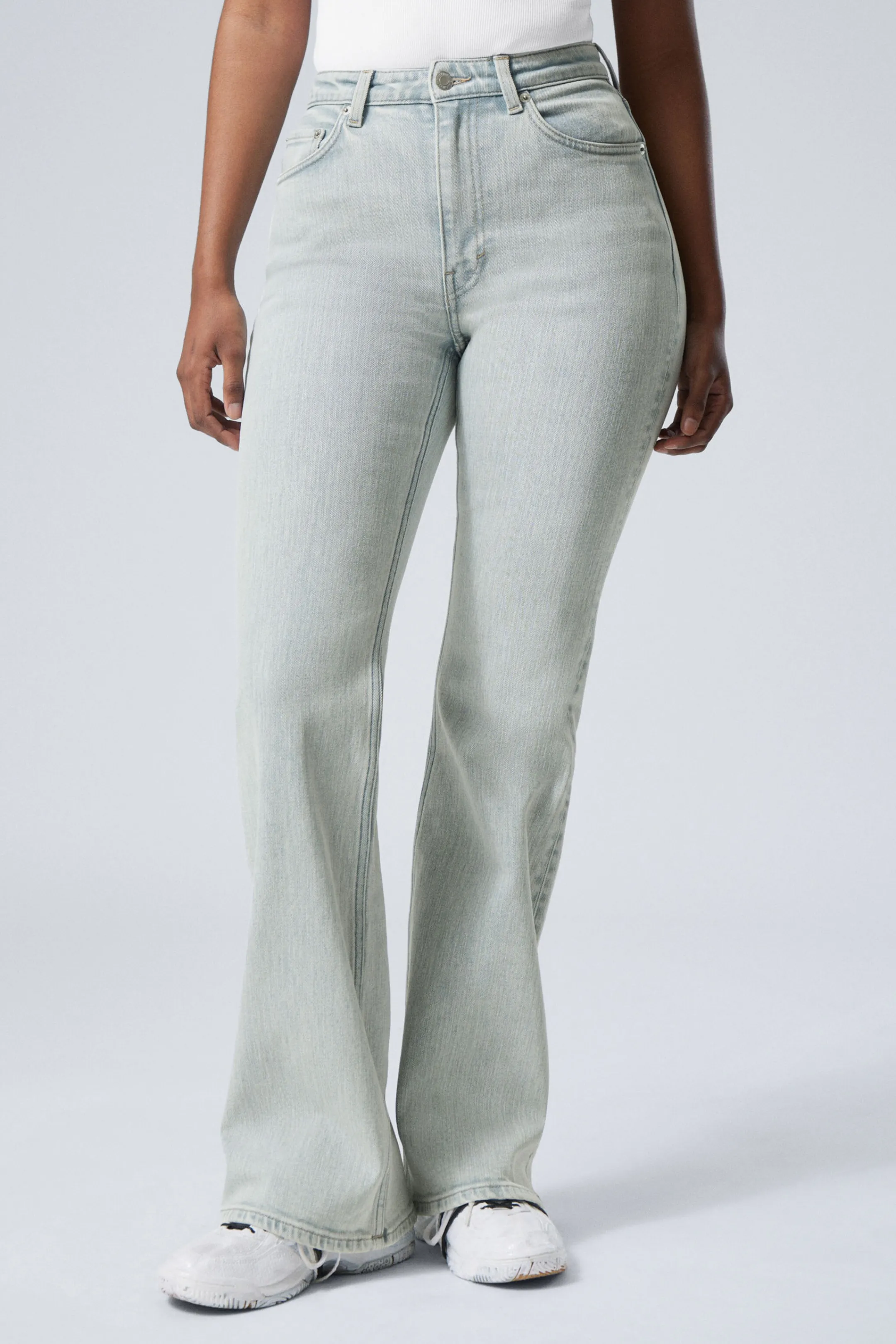 Weekday GLOW CURVE HIGH WAISTED REGULAR FLARED LEG JEANS>Women Jeans