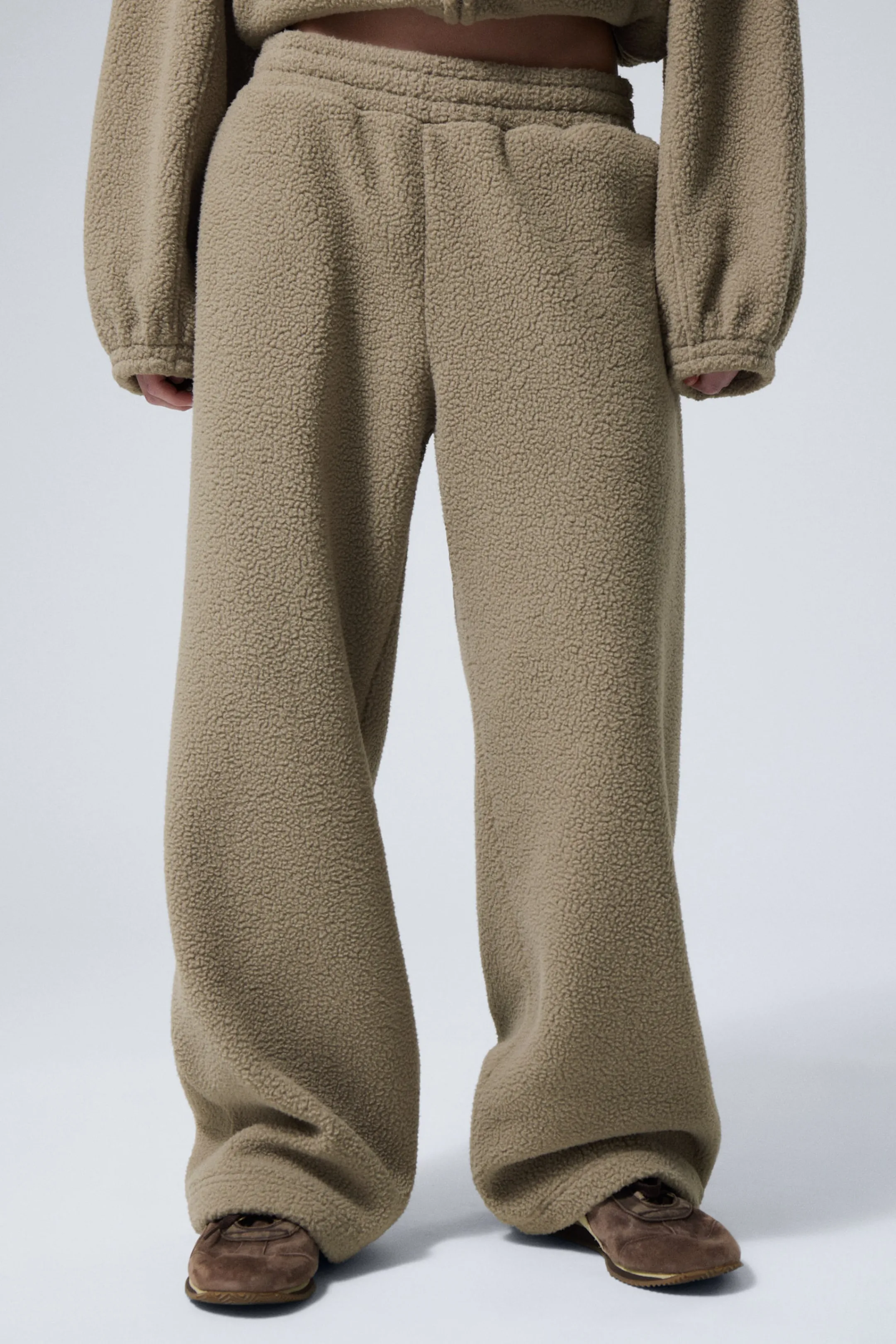 Weekday LOOSE FLEECE TROUSERS>Women Trousers