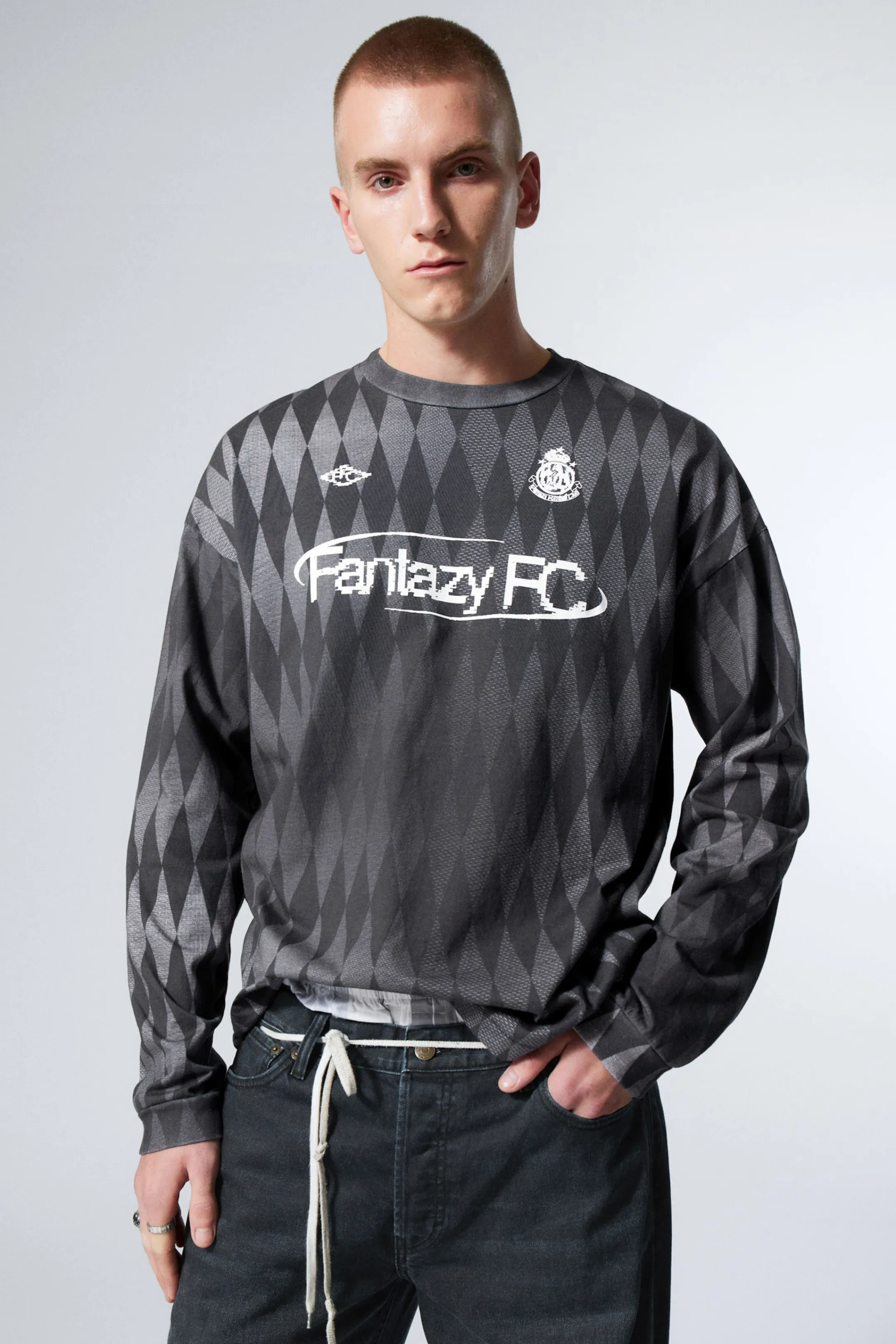 Weekday LOOSE GRAPHIC LONG SLEEVE T-SHIRT> Graphics | T-Shirts & Tops