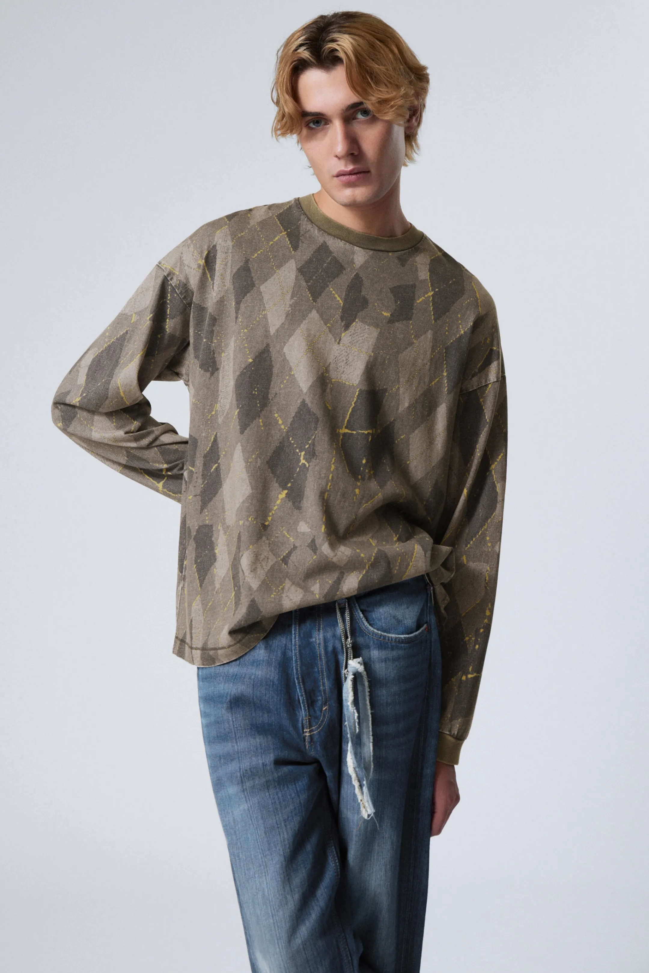 Weekday LOOSE GRAPHIC LONG SLEEVE T-SHIRT> T-Shirts & Tops