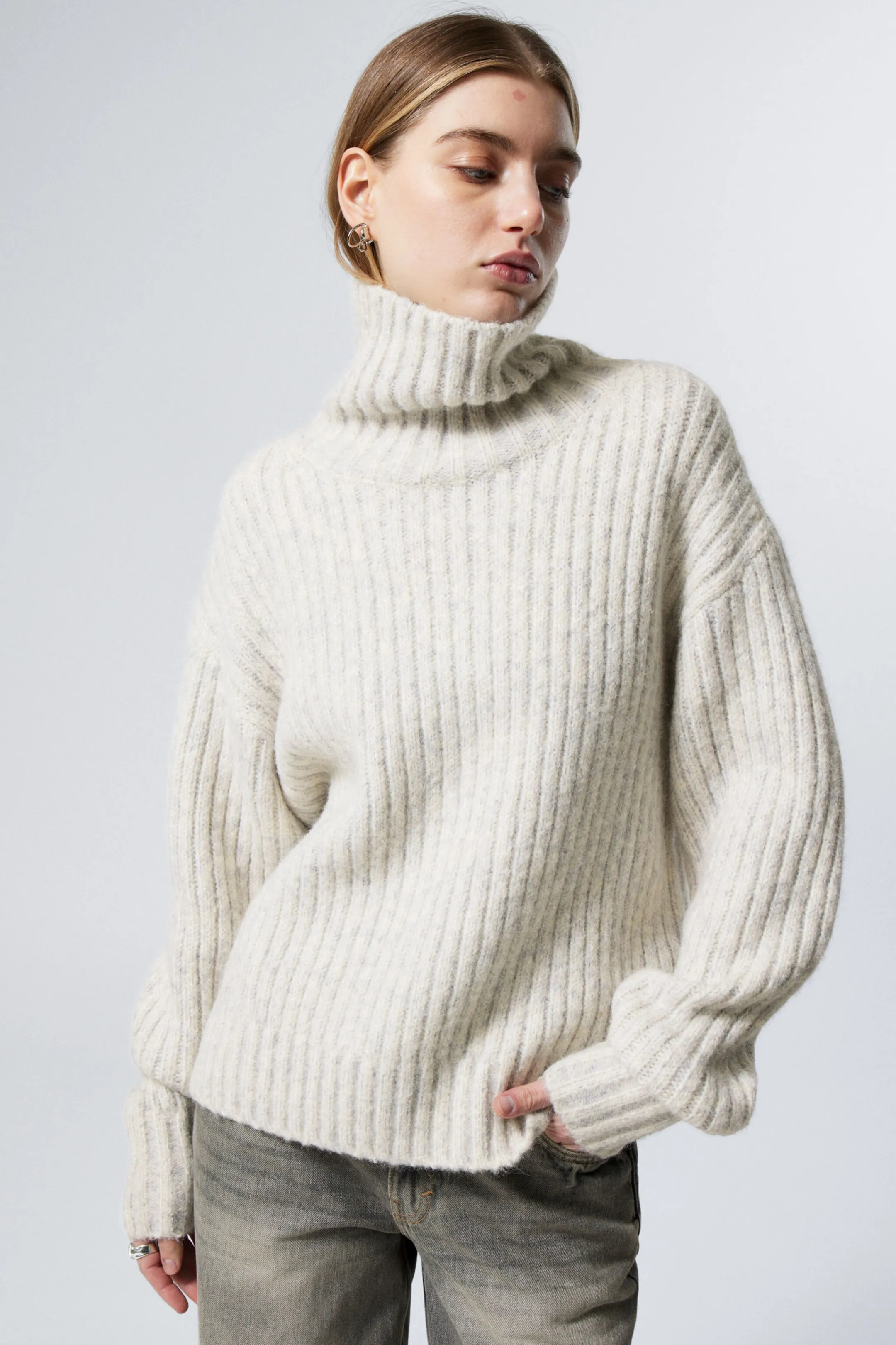 Weekday LOOSE KNITTED TURTLENECK SWEATER>Women Knitwear