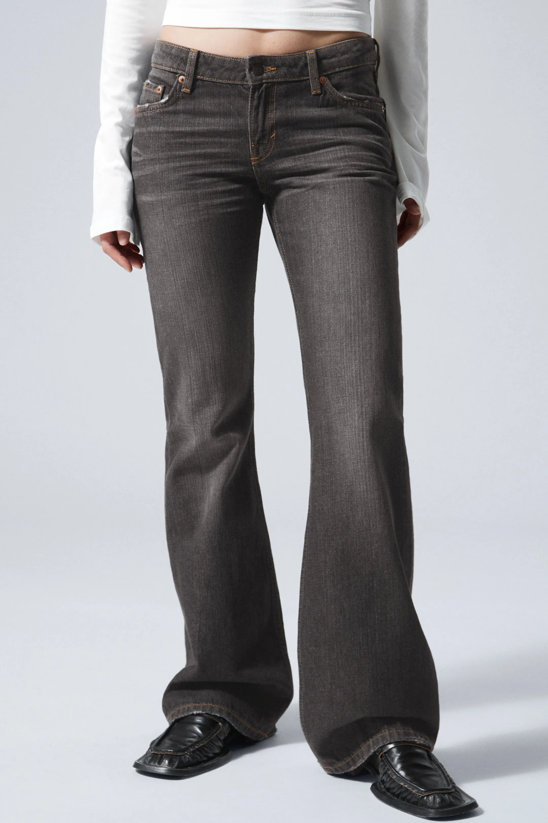 Weekday NOVA LOW RISE SLIM BOOTCUT LEG JEANS>Women Jeans