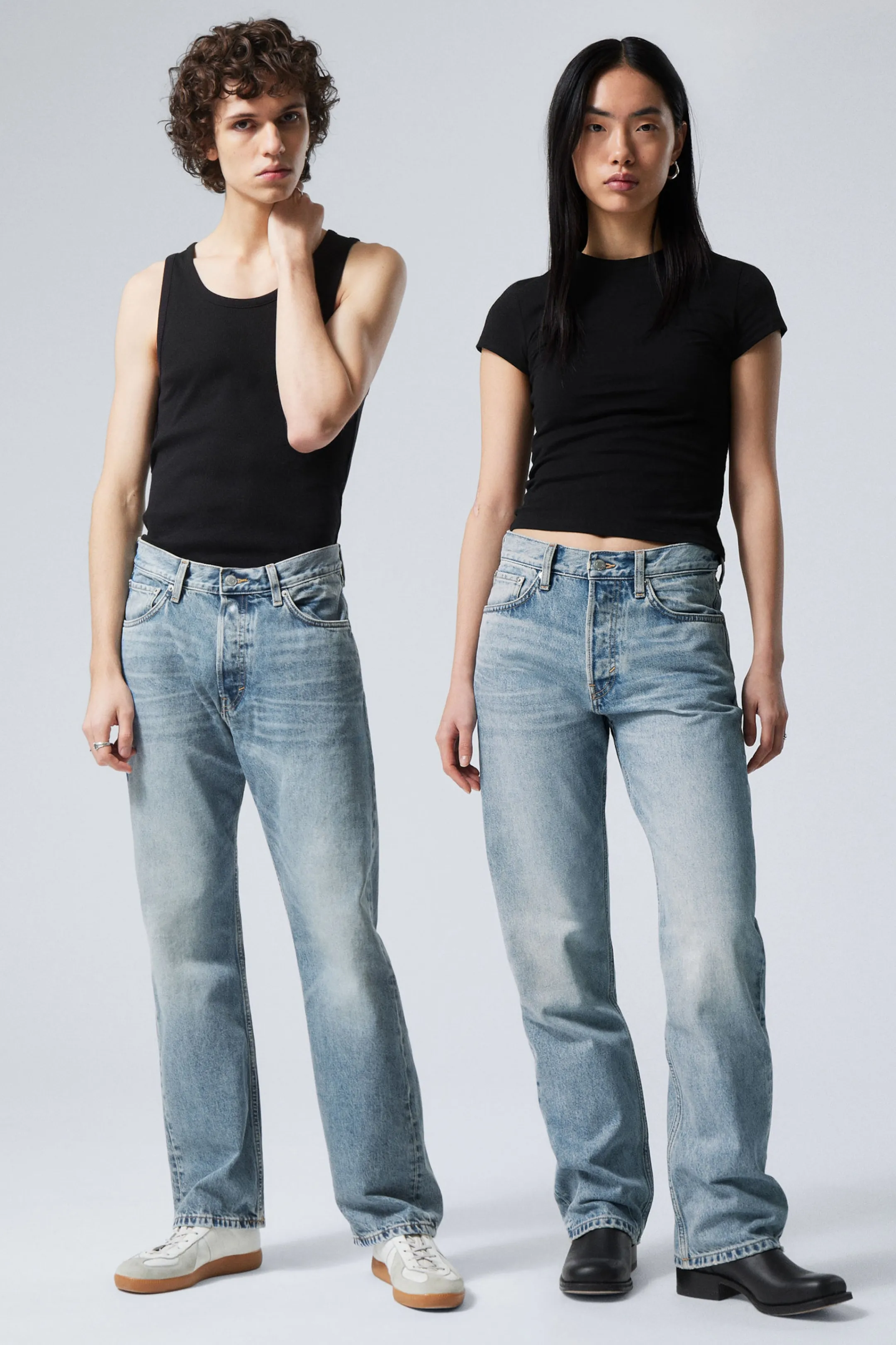 Weekday ORBIT MID RISE REGULAR STRAIGHT LEG JEANS>Women Jeans