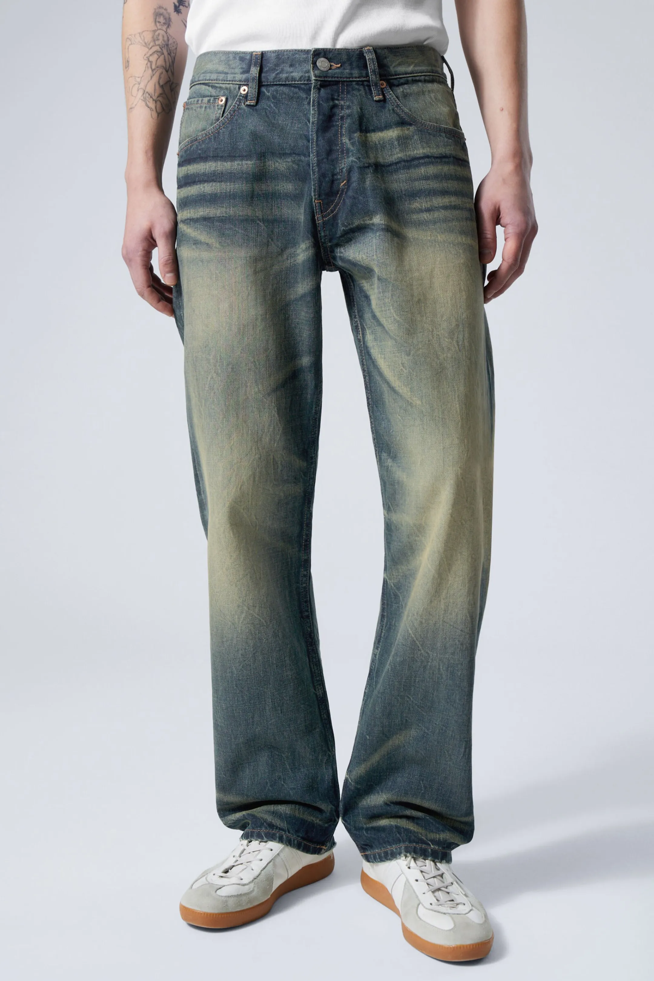 Weekday ORBIT MID RISE REGULAR STRAIGHT LEG JEANS>Women Jeans