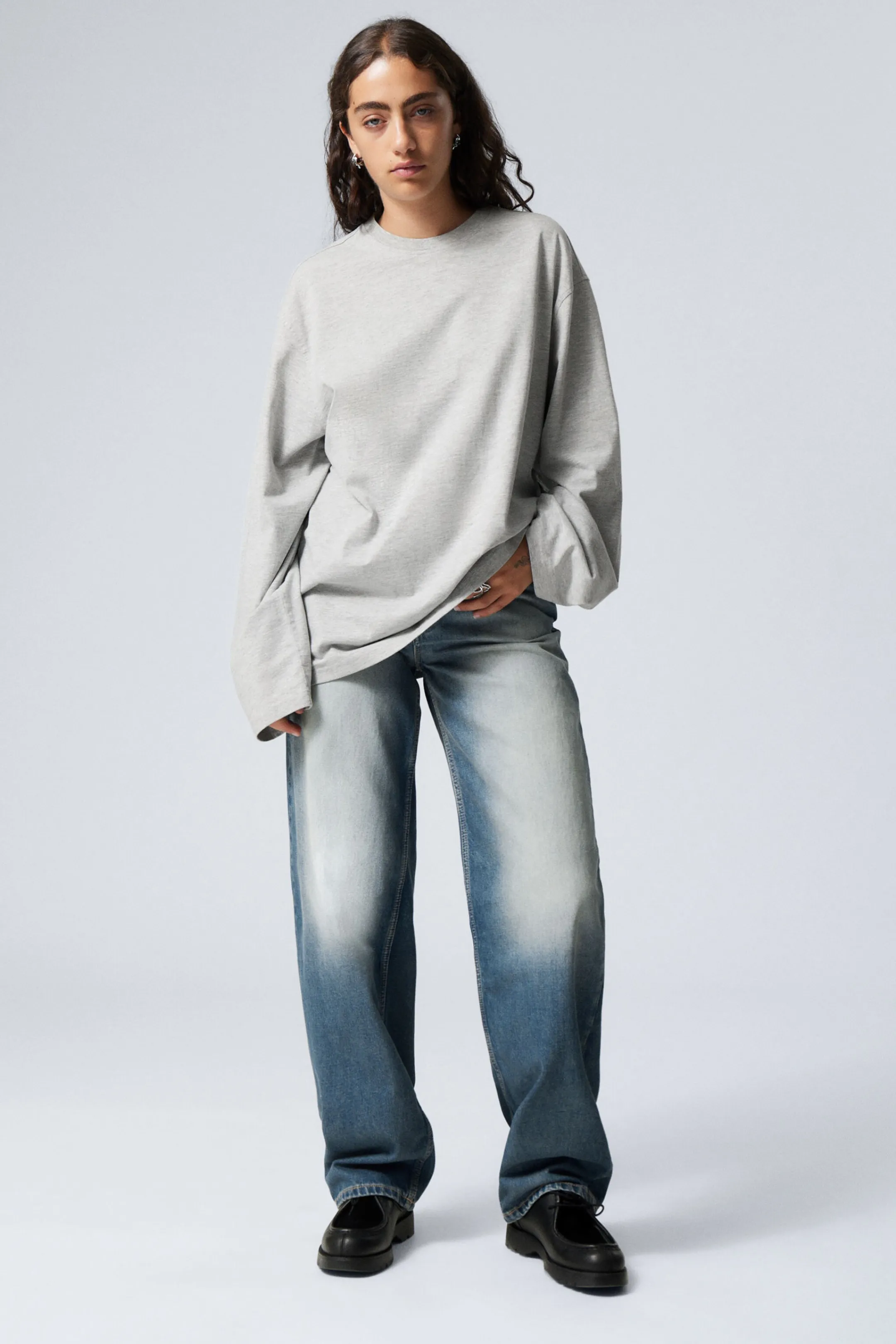 Weekday OVERSIZED LONG SLEEVE T-SHIRT>Women Basics | Tops