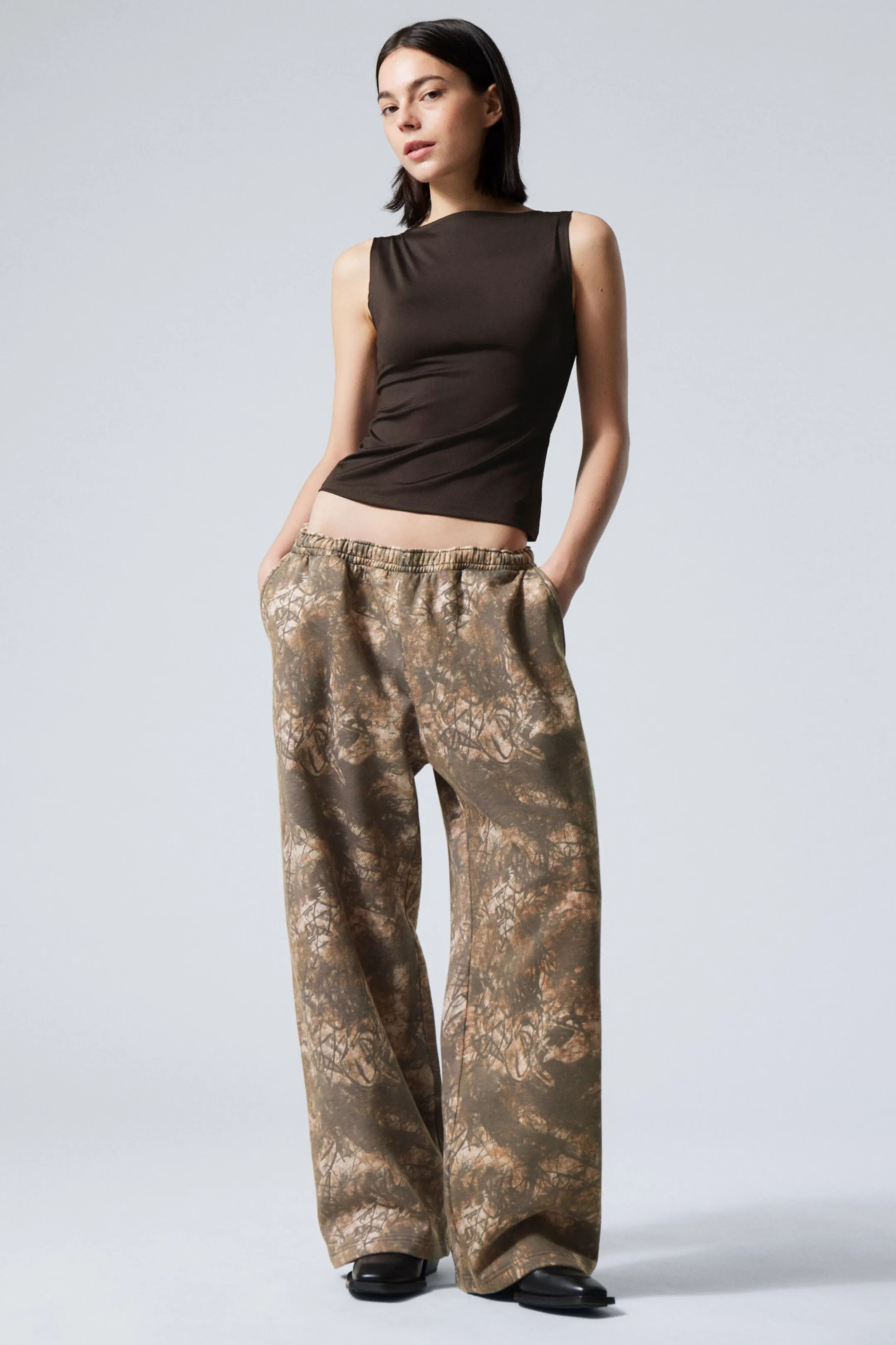 Weekday PRINTED LOOSE FIT SWEATPANTS>Women Trousers