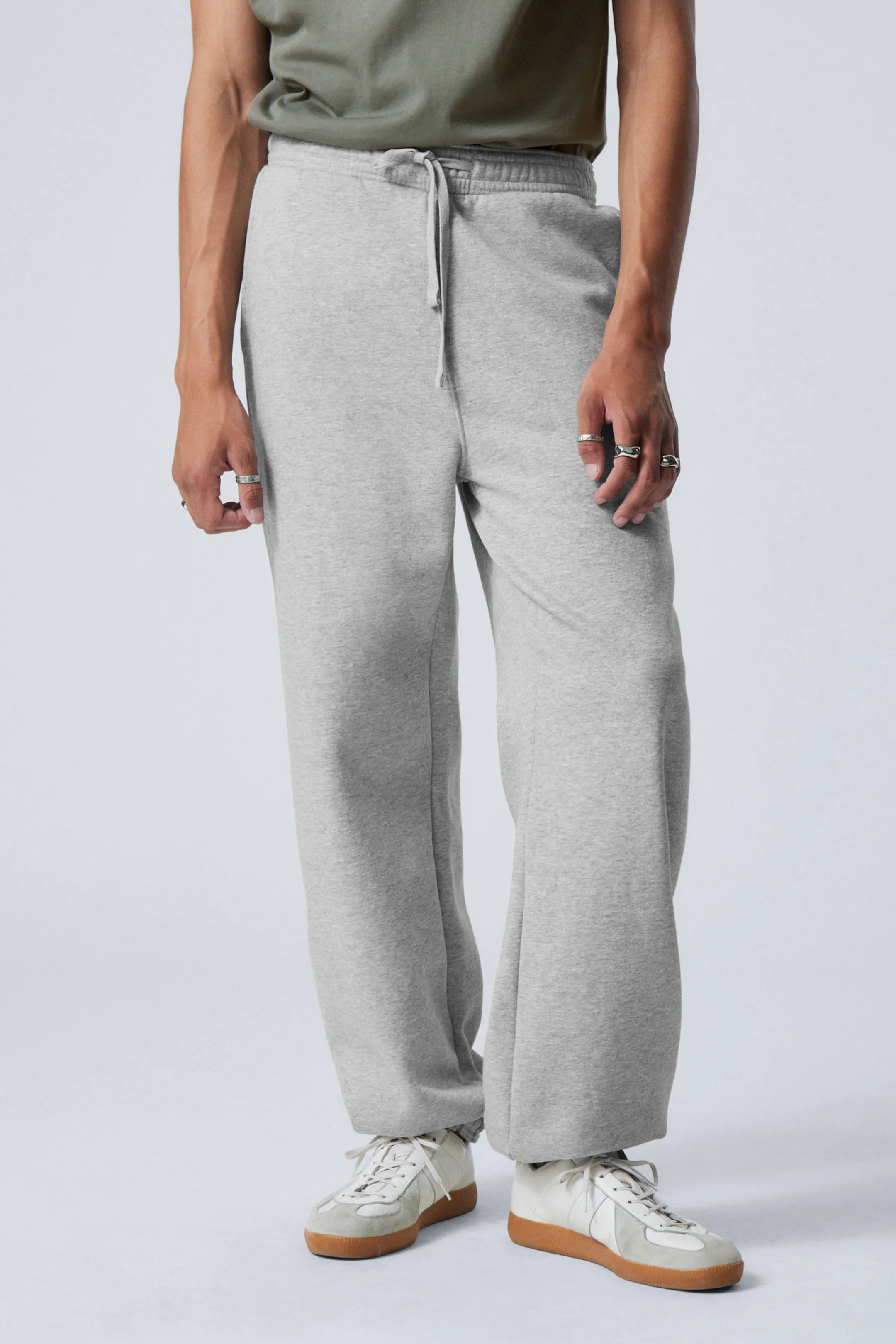 Weekday RELAXED HEAVYWEIGHT SWEATPANTS> Trousers