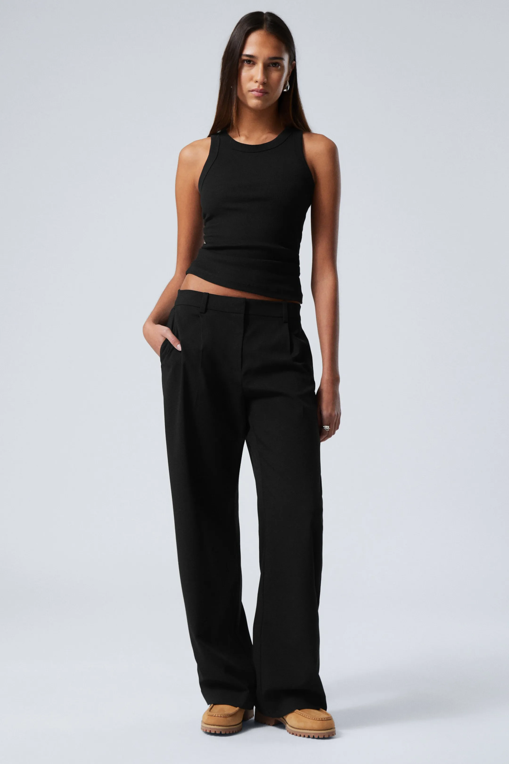 Weekday RELAXED PLEATED SUITING TROUSERS>Women Trousers