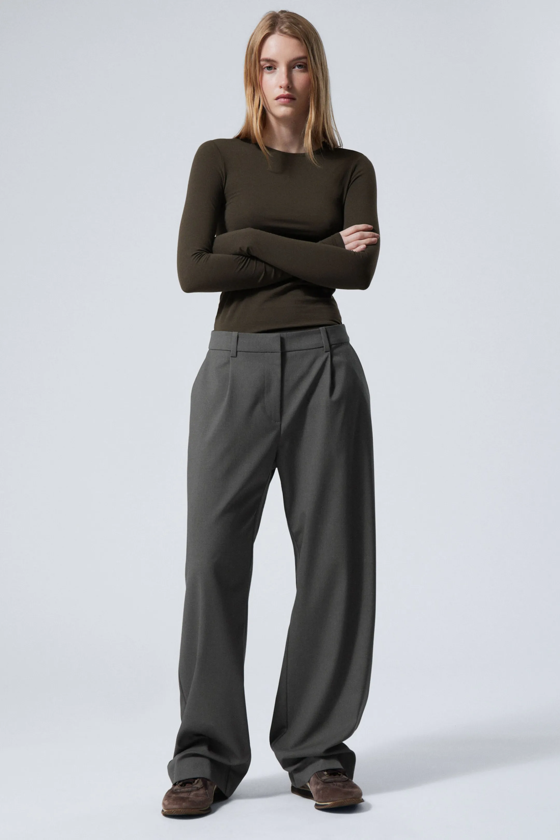 Weekday RELAXED PLEATED SUITING TROUSERS>Women Trousers