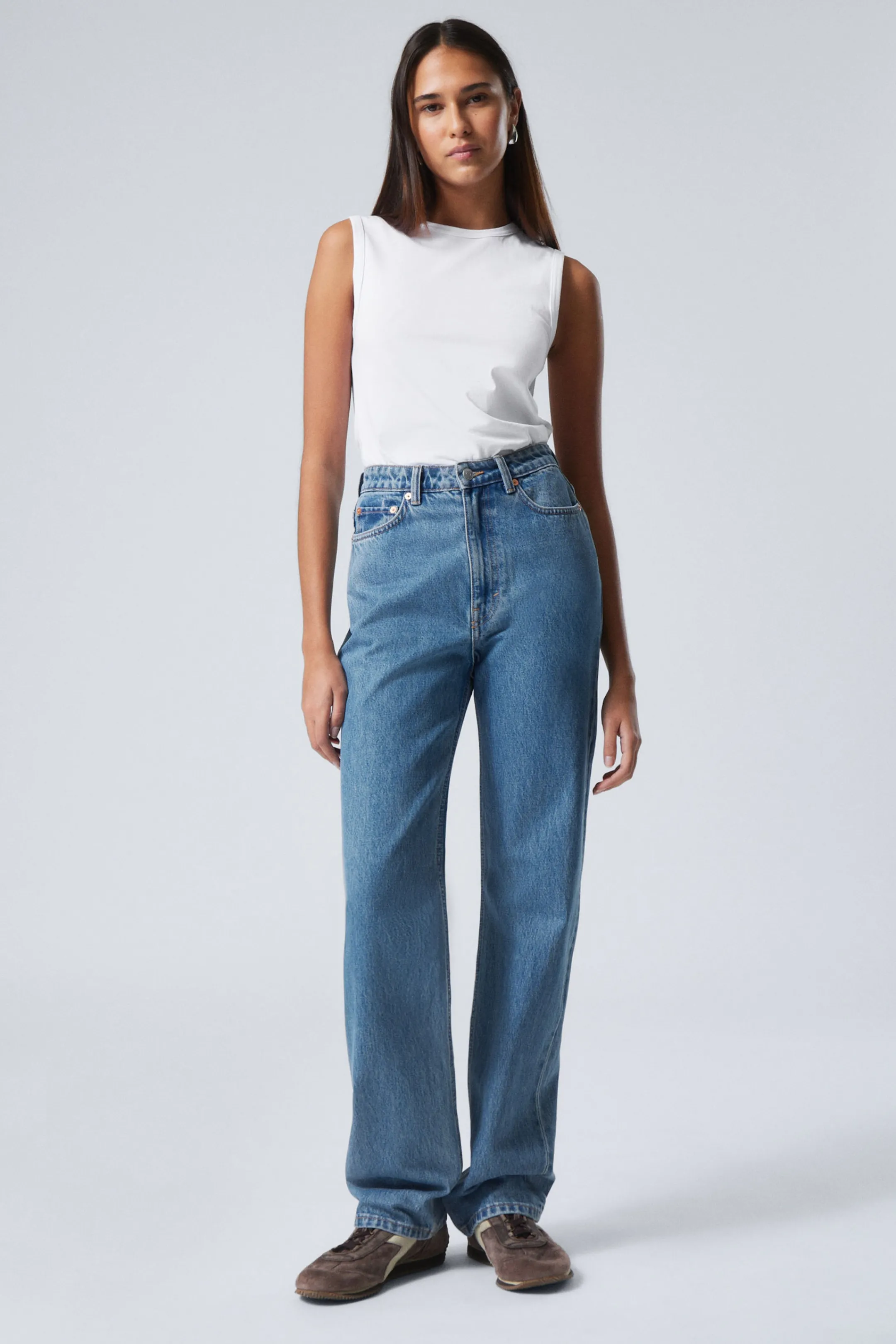 Weekday ROWE SUPER HIGH WAISTED REGULAR STRAIGHT LEG JEANS>Women Jeans