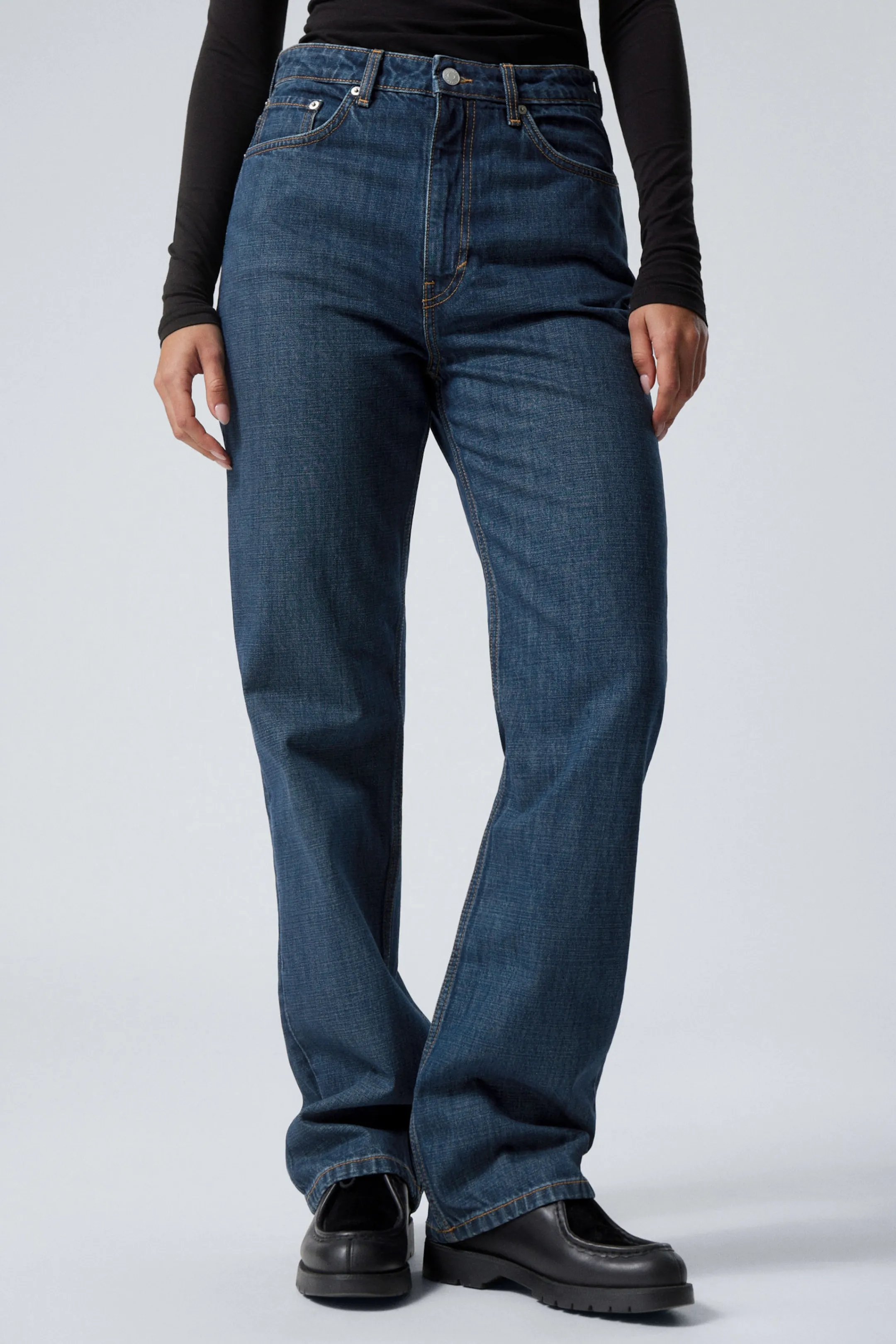 Weekday ROWE SUPER HIGH WAISTED REGULAR STRAIGHT LEG JEANS>Women Jeans