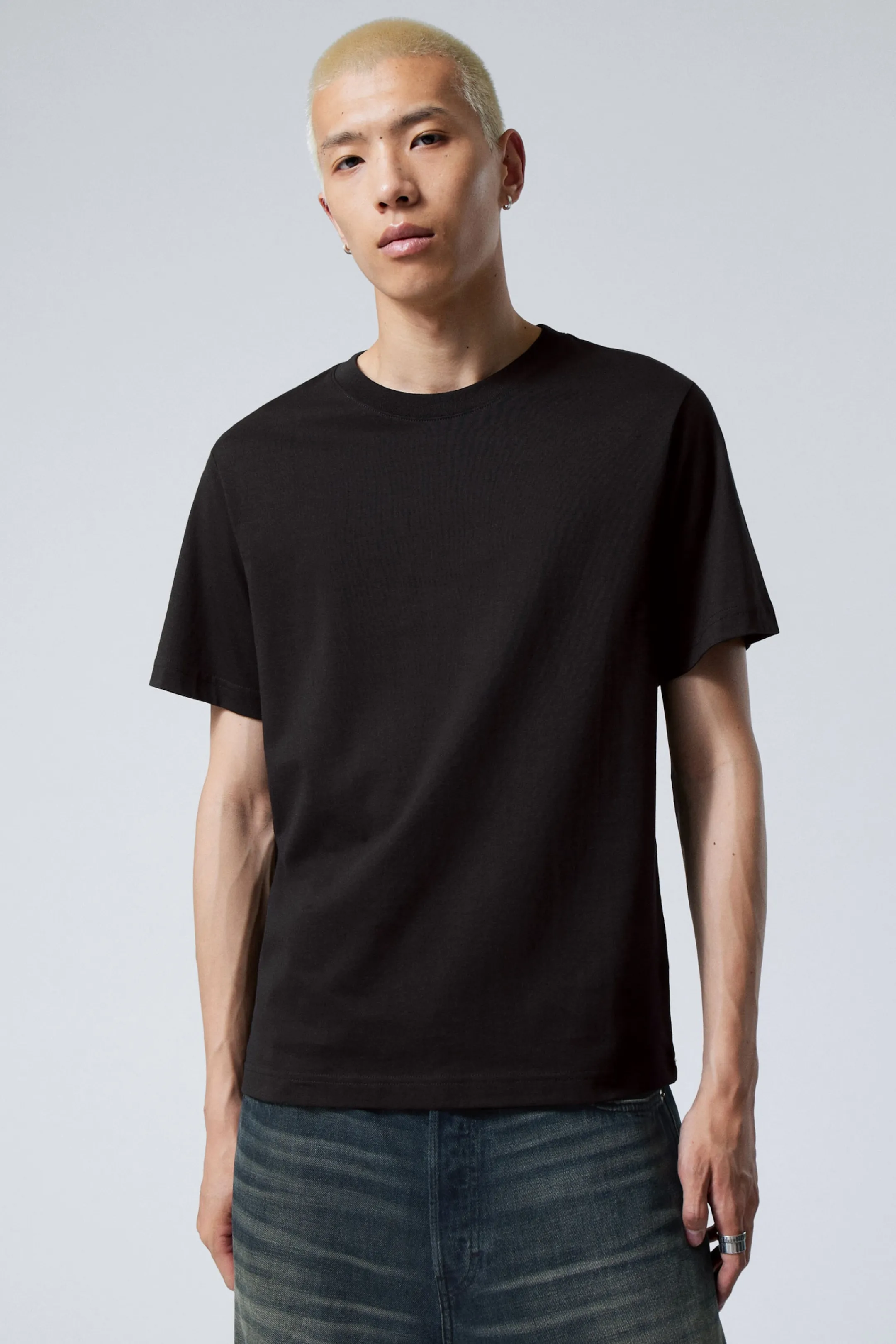 Weekday SHORT BOXY HEAVYWEIGHT T-SHIRT> Basics | T-Shirts & Tops