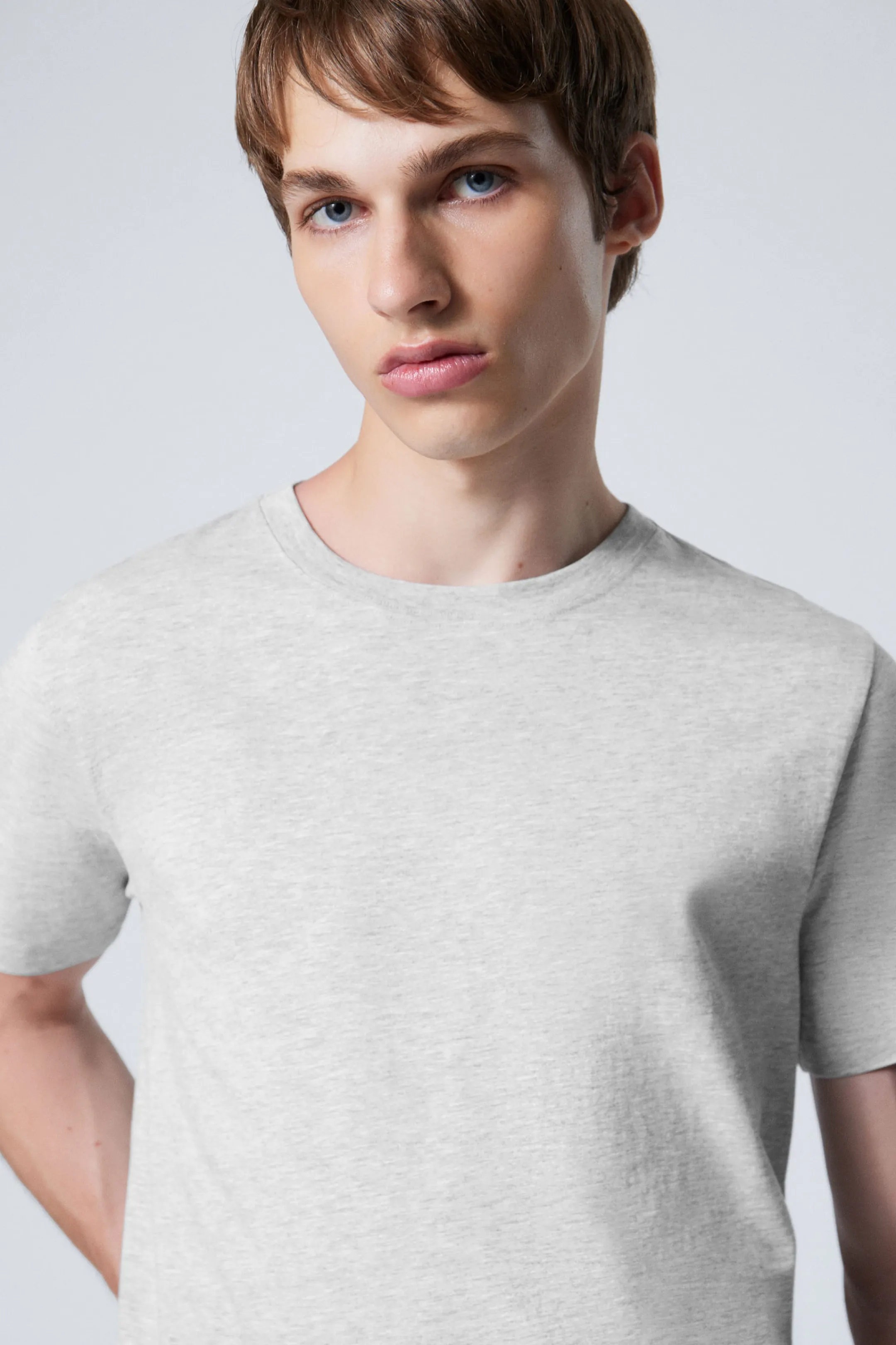 Weekday STANDARD MIDWEIGHT T-SHIRT> Basics | T-Shirts & Tops