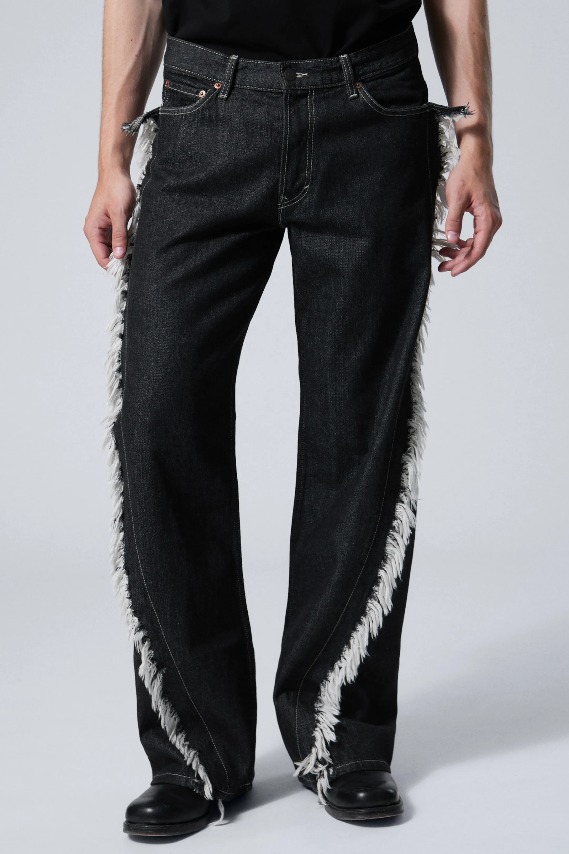 Weekday TWIST RELAXED FRAYED JEANS> Jeans