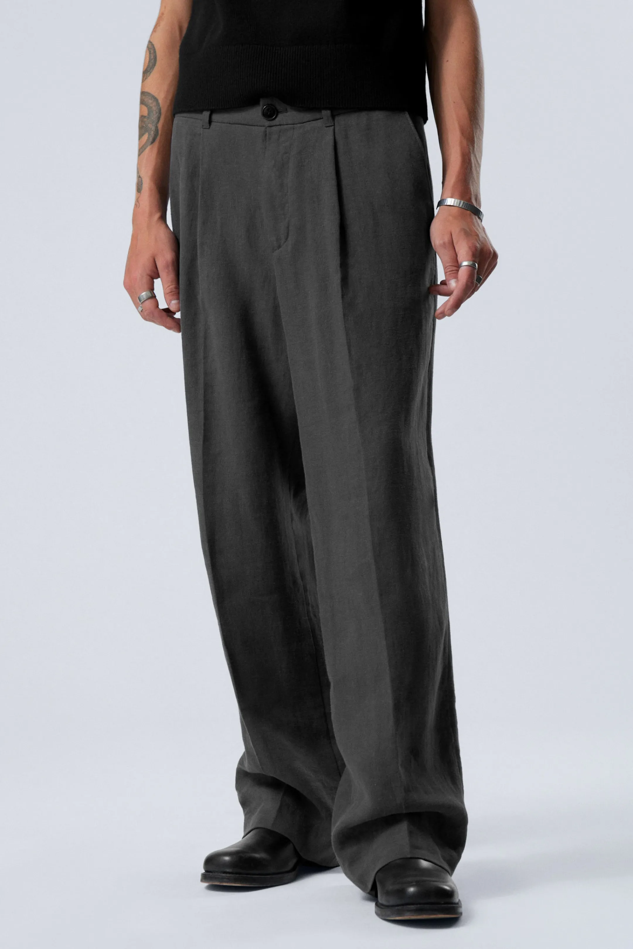 Weekday UNO LOOSE LINEN SUIT TROUSER> Trousers